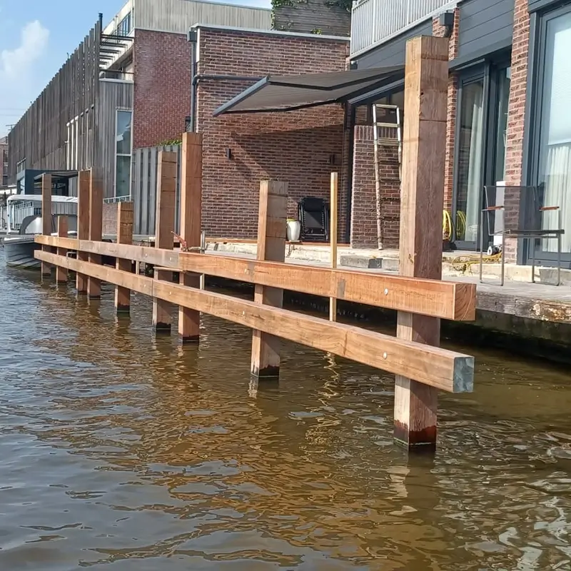 Aanlegsteigers aanleg palen