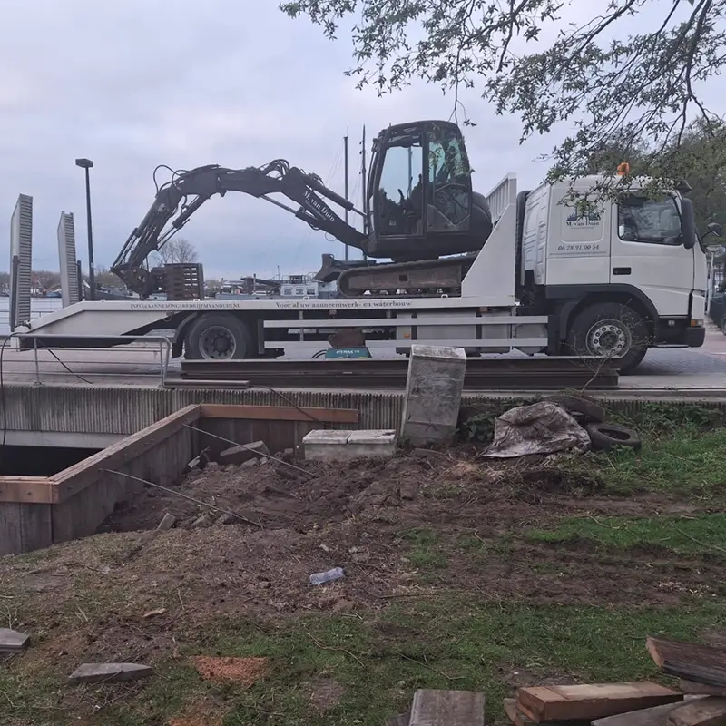 Transport en materieel vrachtauto met de mini er op